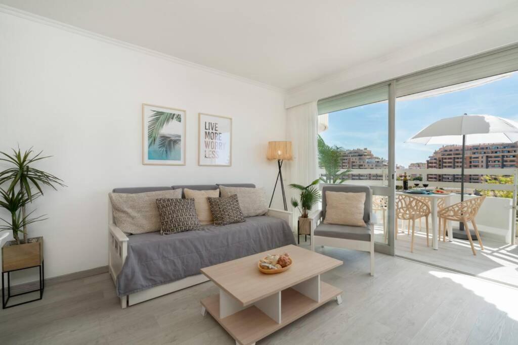 Front Beach Apartment Portimão Exteriör bild