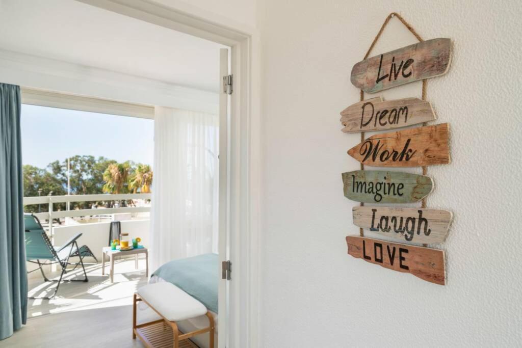 Front Beach Apartment Portimão Exteriör bild